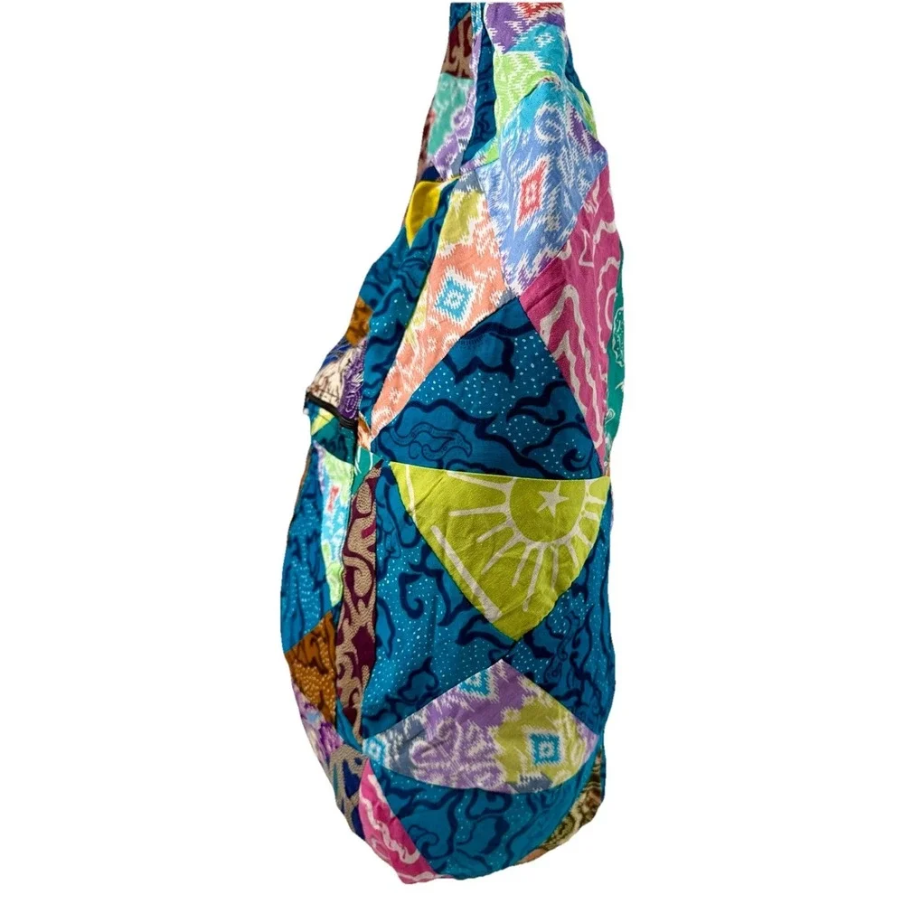 The Unbranded Brand zip decorative 23